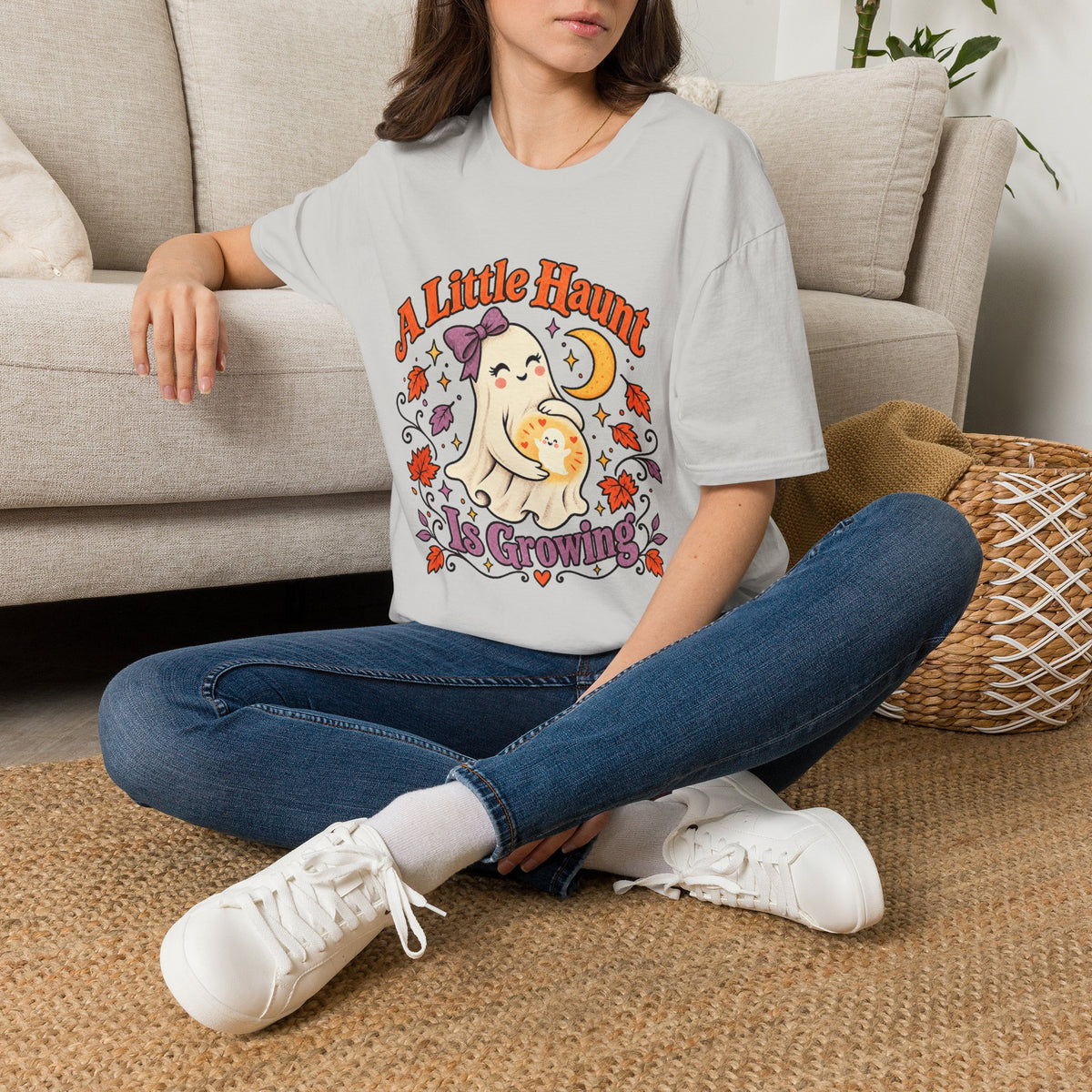 A Little Haunt Is Growing – Cute Halloween Maternity Pregnancy Announcement Shirt